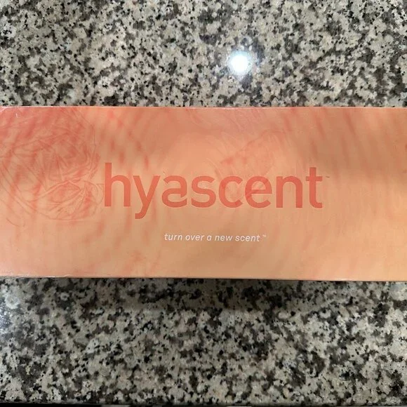 Luxury Hyascent Sculptural Diffuser Vessel — Ready for Refill Oil - Picture 4 of 6